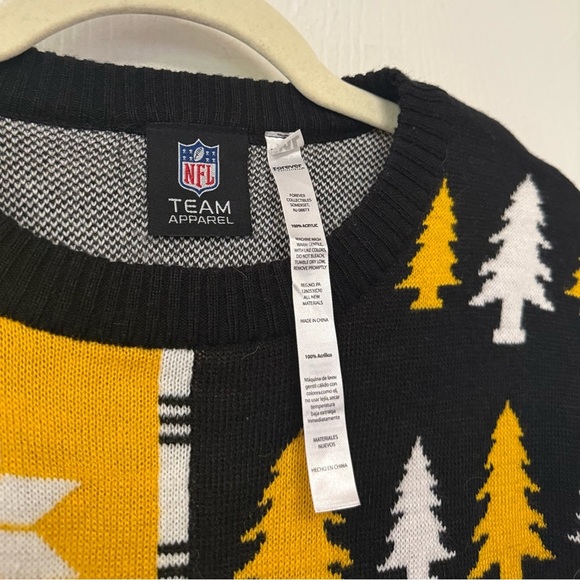 NFL Pittsburgh Steelers Football Sports Crewneck Sweater Christmas Winter Cozy - Picture 6 of 7